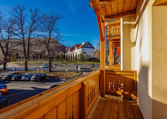 Petrus - Centrum Balkony Winda Sniadania Relaks I Wygoda 3* カルパッチ