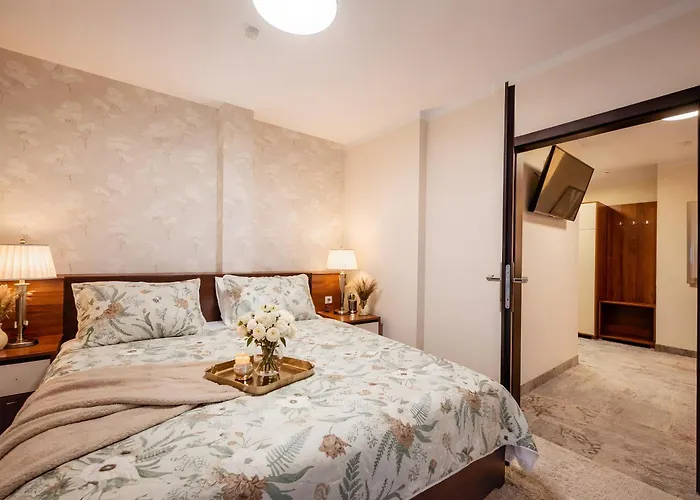 Petrus - Centrum Balkony Winda Sniadania Relaks I Wygoda ベッド・アンド・ブレックファスト