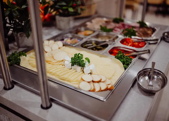 Petrus - Centrum Balkony Winda Sniadania Relaks I Wygoda 3* カルパッチ