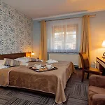 Couette-café Petrus - Centrum Balkony Winda Sniadania Relaks I Wygoda Karpacz