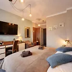 Petrus - Centrum Balkony Winda Sniadania Relaks I Wygoda 3*