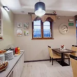 Couette-café Petrus - Centrum Balkony Winda Sniadania Relaks I Wygoda 3*