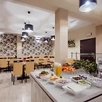 Petrus - Centrum Balkony Winda Sniadania Relaks I Wygoda Couette-café Karpacz