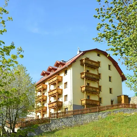 Petrus - Centrum Balkony Winda Sniadania Relaks I Wygoda 3*