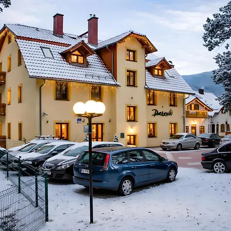 Petrus - Centrum Balkony Winda Sniadania Relaks I Wygoda Couette-café Karpacz