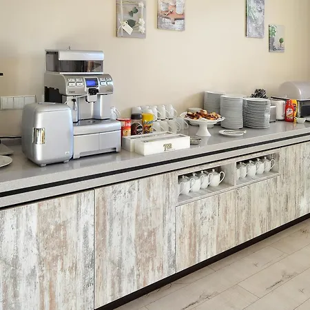 Bed & Breakfast Petrus - Centrum Balkony Winda Sniadania Relaks I Wygoda 3*