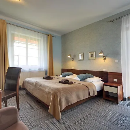 Petrus - Centrum Balkony Winda Sniadania Relaks I Wygoda 3*