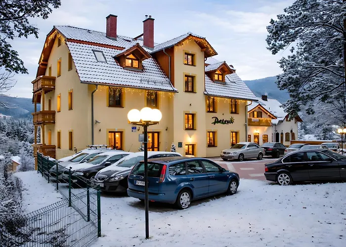 Petrus - Centrum Balkony Winda Sniadania Relaks I Wygoda Couette-café Karpacz