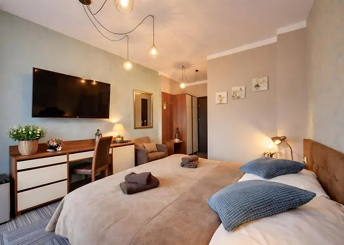 Petrus - Centrum Balkony Winda Sniadania Relaks I Wygoda 3*