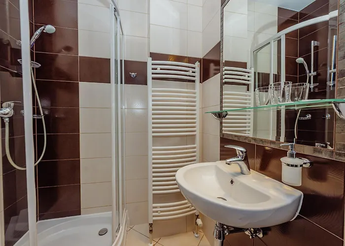 Couette-café Petrus - Centrum Balkony Winda Sniadania Relaks I Wygoda Karpacz